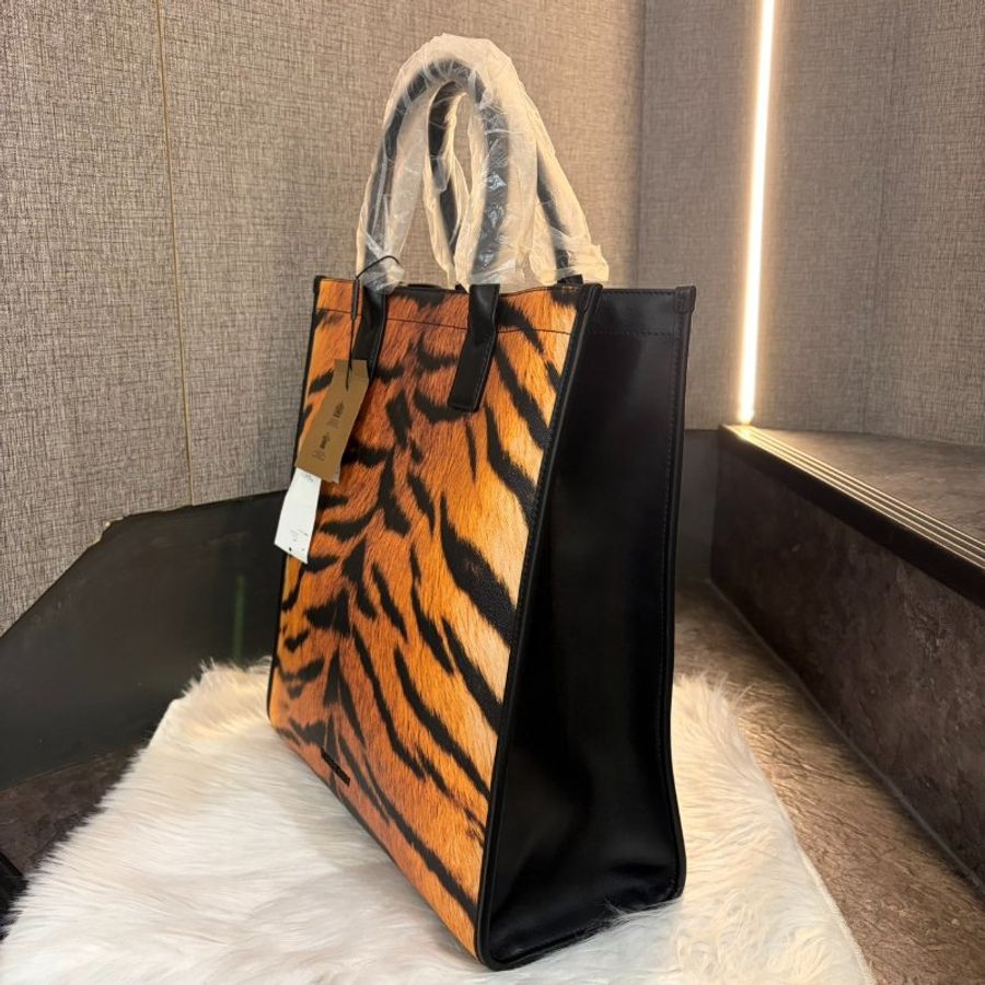 BURBERRY BURBERRY Tiger Print Denny手提包-1