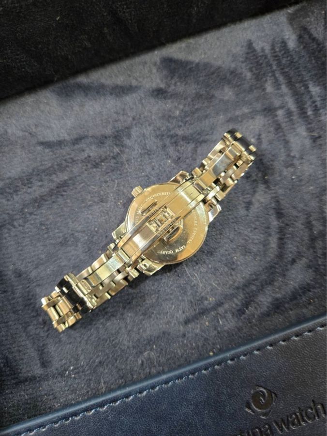 Fendi Orologi 經典系列石英腕錶-12
