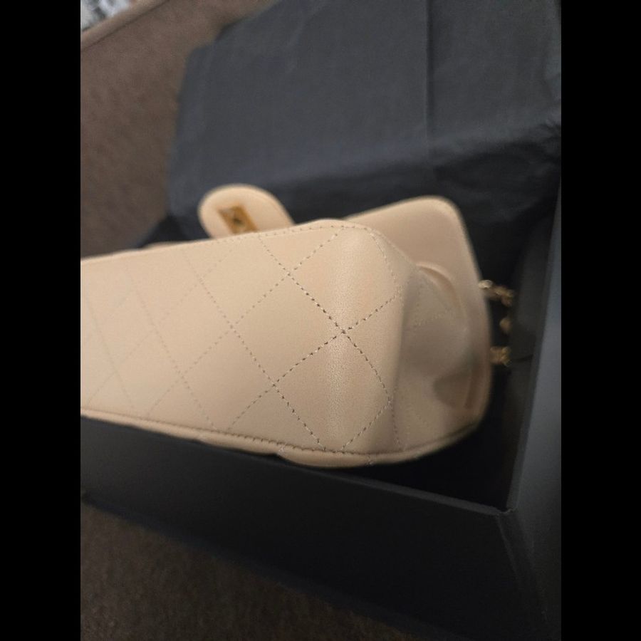 (全新閒置品)Chanel CF25奶茶色-6