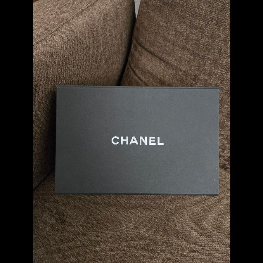(全新閒置品)Chanel CF25奶茶色-16