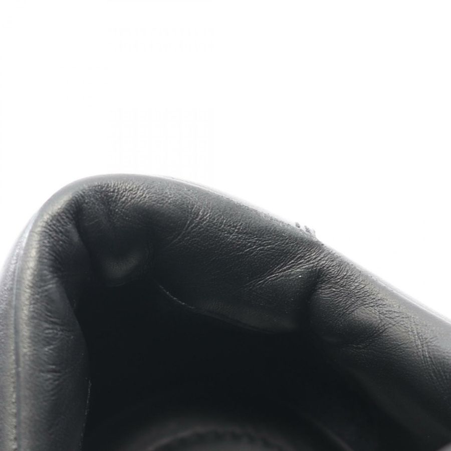 PRADA 男士黑白雙色真皮運動鞋(二手)-6