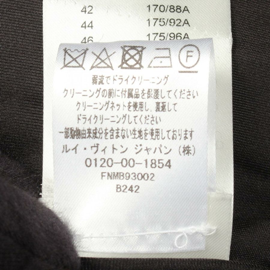路易威登 (LOUIS VUITTON) 繭型外套,帶流蘇和填充物,其他外套 RW222B OO2 FNMB93 尼龍羊毛 Moheya 黑色 二手 W-3