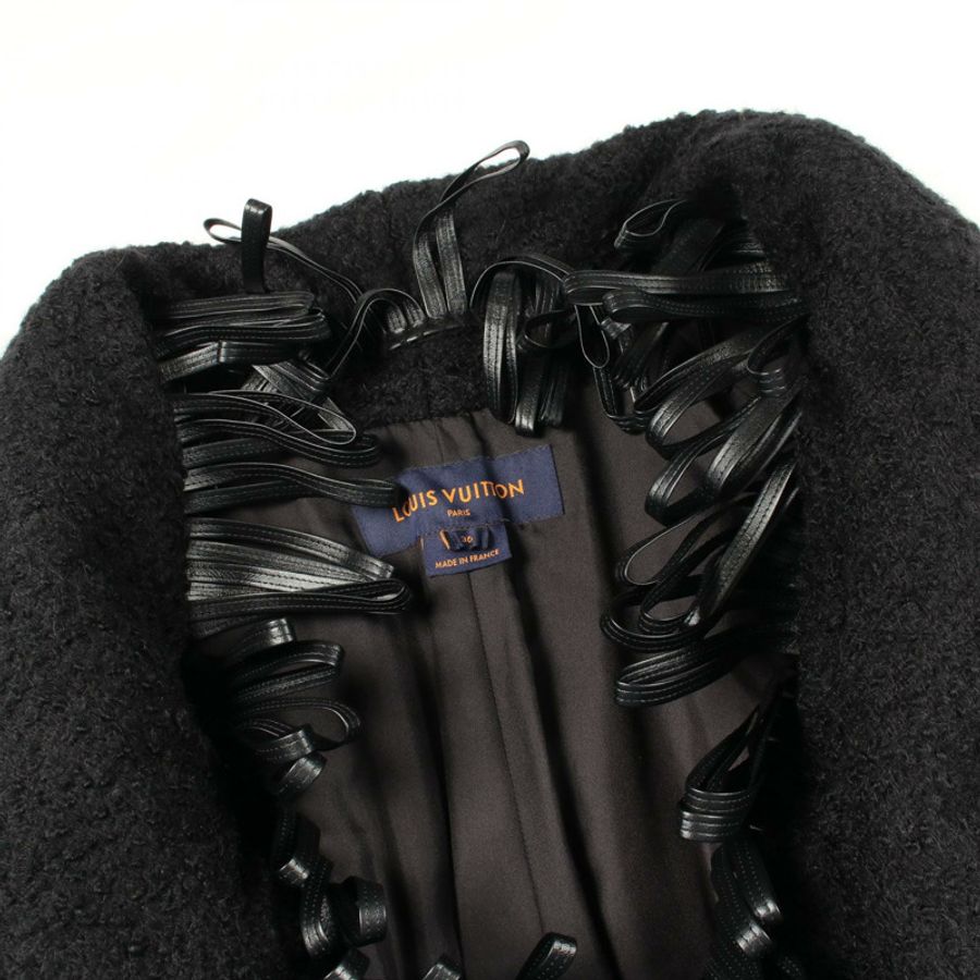 路易威登 (LOUIS VUITTON) 繭型外套,帶流蘇和填充物,其他外套 RW222B OO2 FNMB93 尼龍羊毛 Moheya 黑色 二手 W-5
