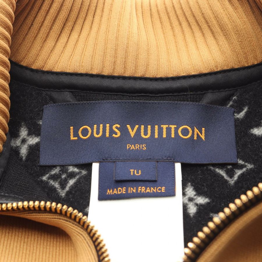 LOUIS VUITTON 運動型高領雙面斗篷 Monogram RW222W QWE FNCO27 #TU-2