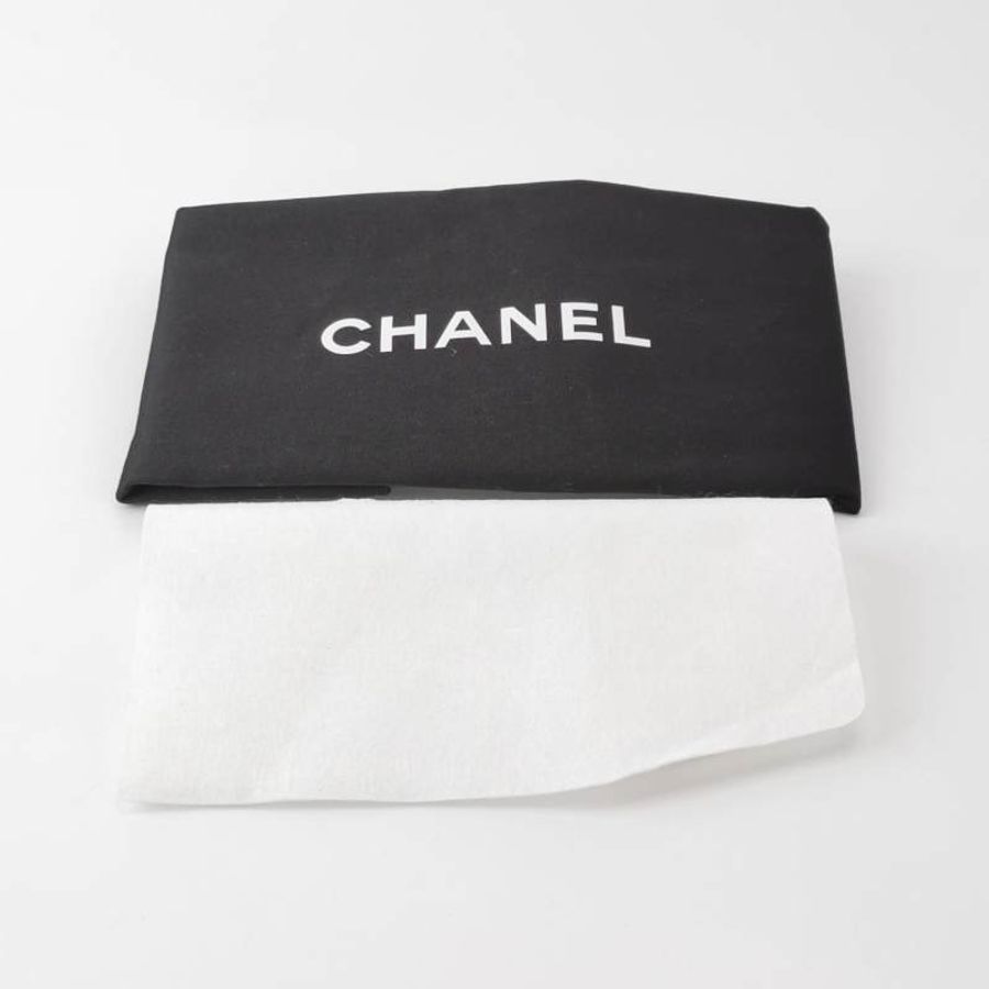 Chanel Carry Me牛皮純色菱格絎縫雙C扣斜背包單肩包-8
