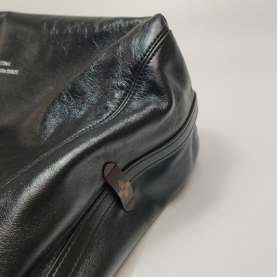 Louis Vuitton (LV) CarryAll中號牛皮羊皮字母Logo黑武士子母包斜背包單肩包晶片款-17