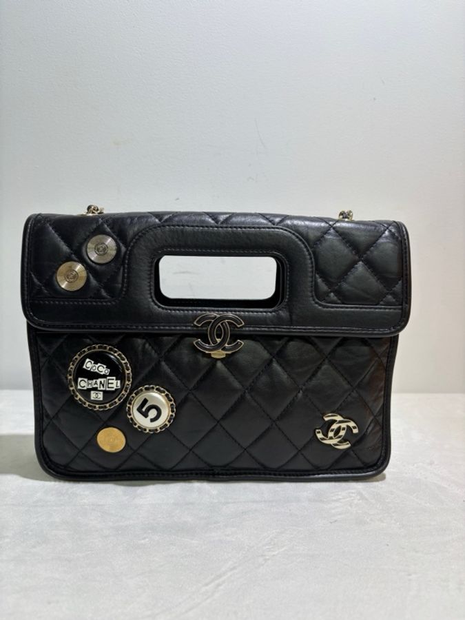 香奈兒/Chanel 黑金橫版徽章斜挎包 手提包-1