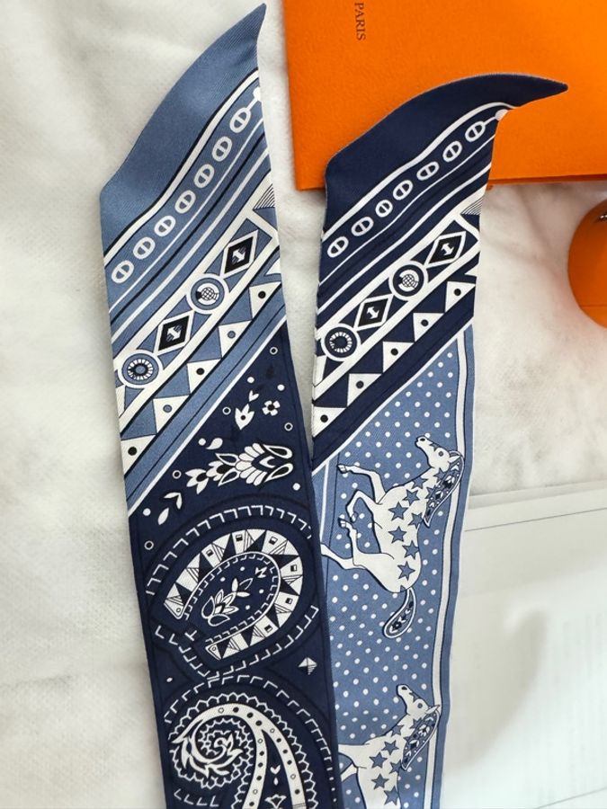愛馬仕絲巾 Cheval de Coeur Bandana Twilly-4