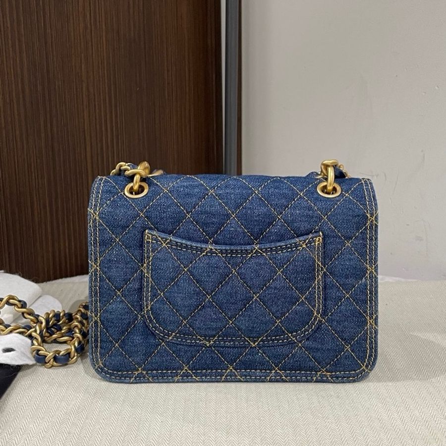 CHANEL香奈兒 23S 金標鏈條菱格 牛仔材質金色五金 郵差包手提單肩斜挎包 小號-1