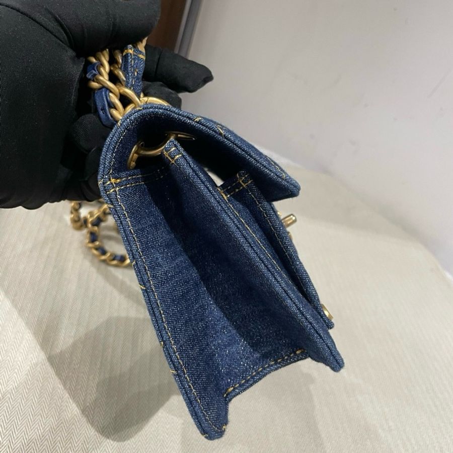CHANEL香奈兒 23S 金標鏈條菱格 牛仔材質金色五金 郵差包手提單肩斜挎包 小號-2