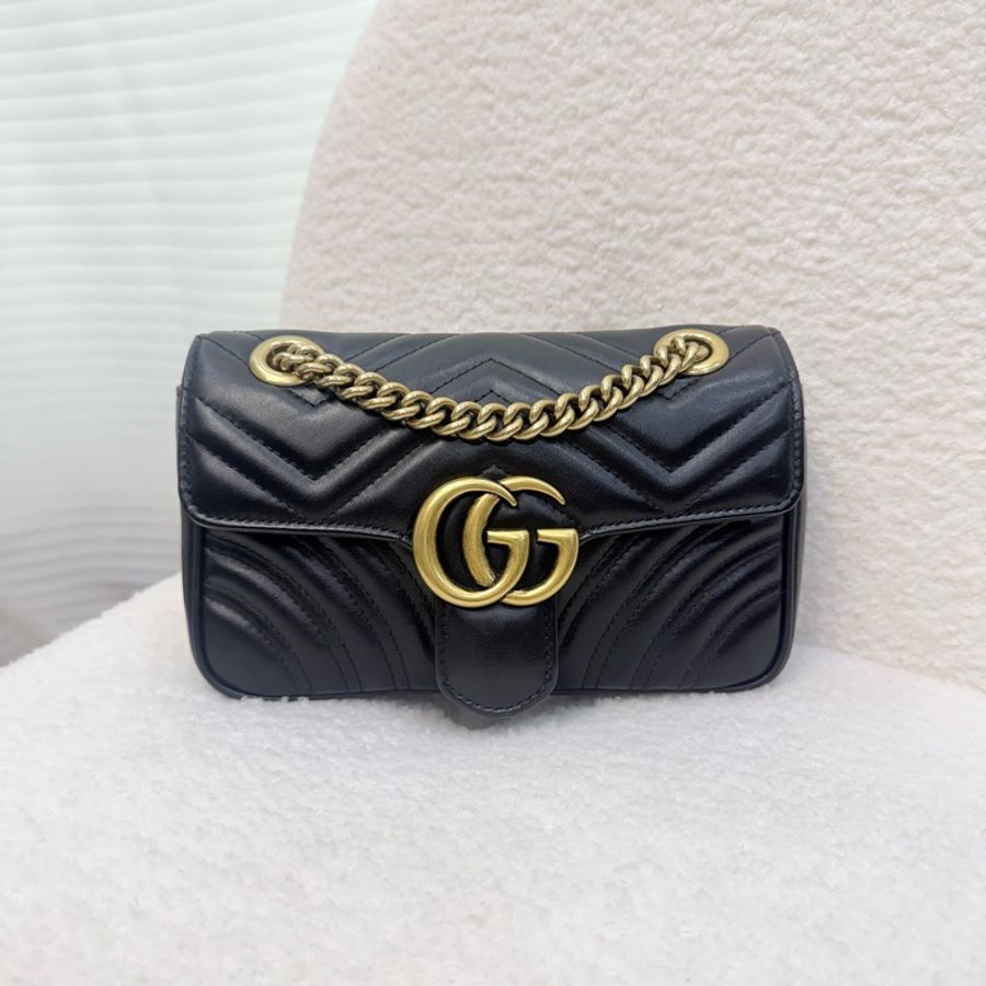 Gucci黑牛皮GG金釦Marmont鏈條斜背包-5