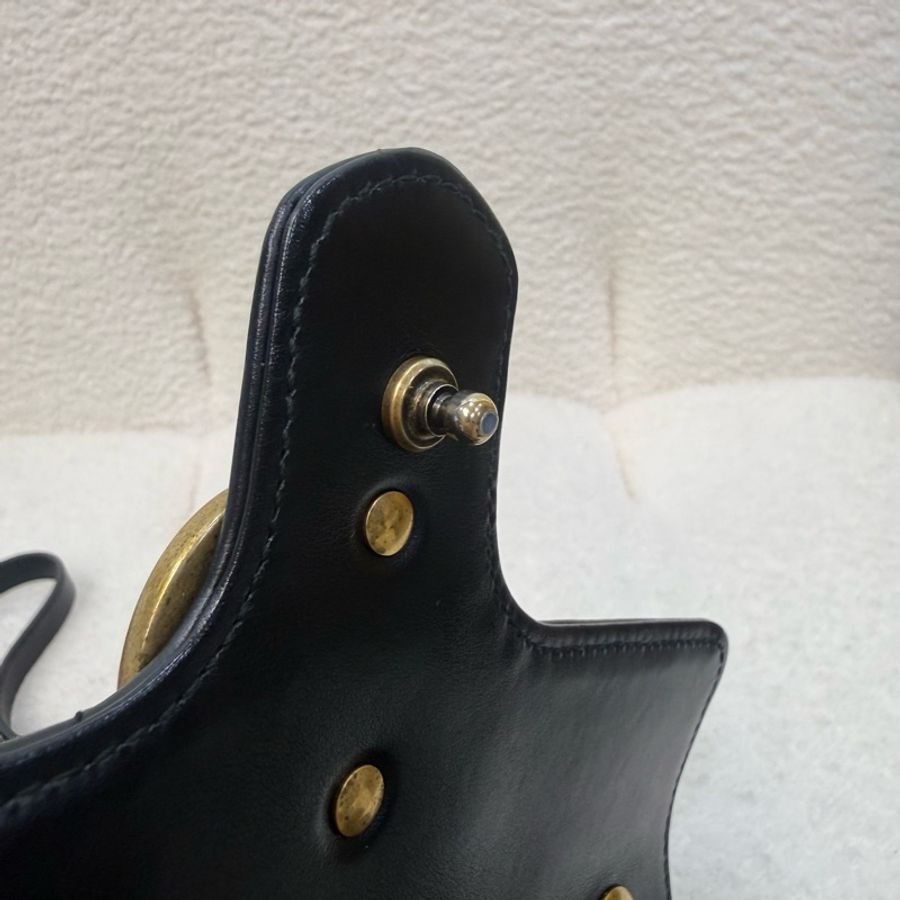 Gucci黑牛皮GG金釦Marmont鏈條斜背包-20