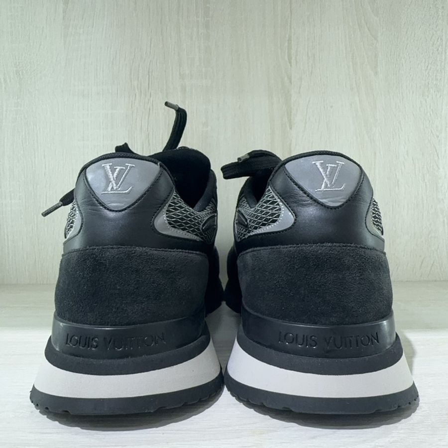JK國際二手精品✨ LV Run away 最美運動鞋 尺寸7號半-7