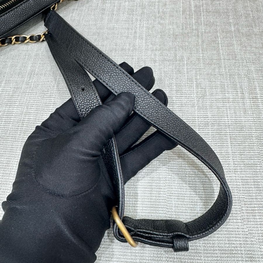 JK國際二手精品✨Chanel荔枝黑金相機包-15