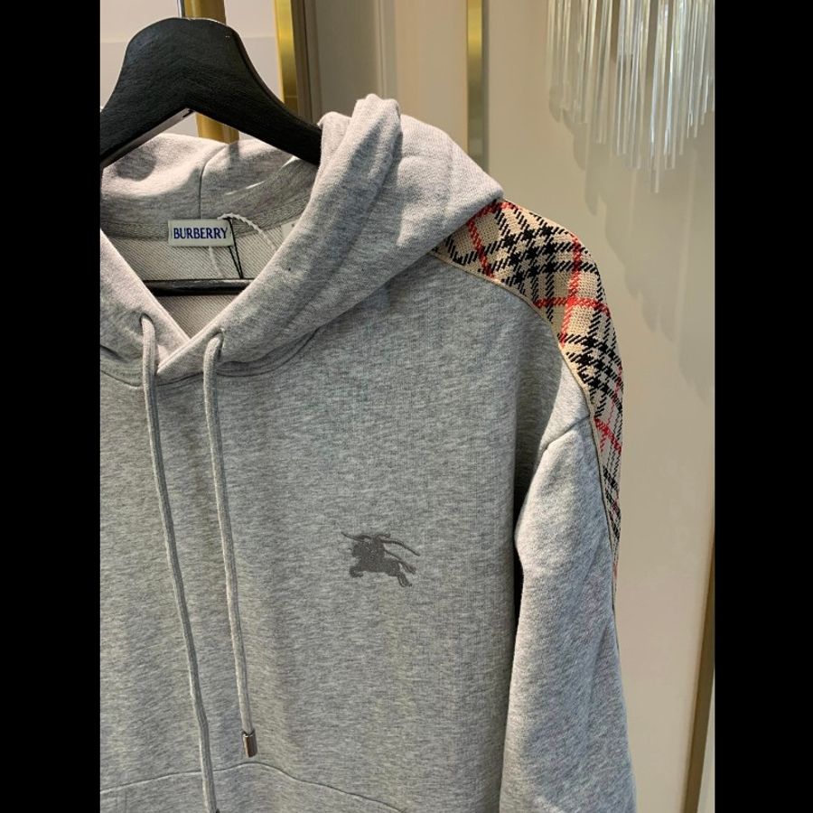 XL/原價2萬9/全新/Burberry 長袖連帽大學棉T-5