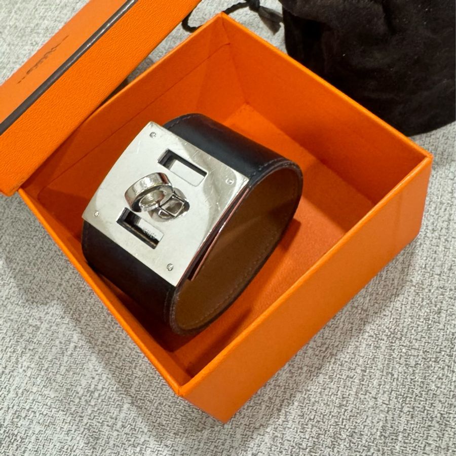 Hermès Kelly 經典寬皮手環-18