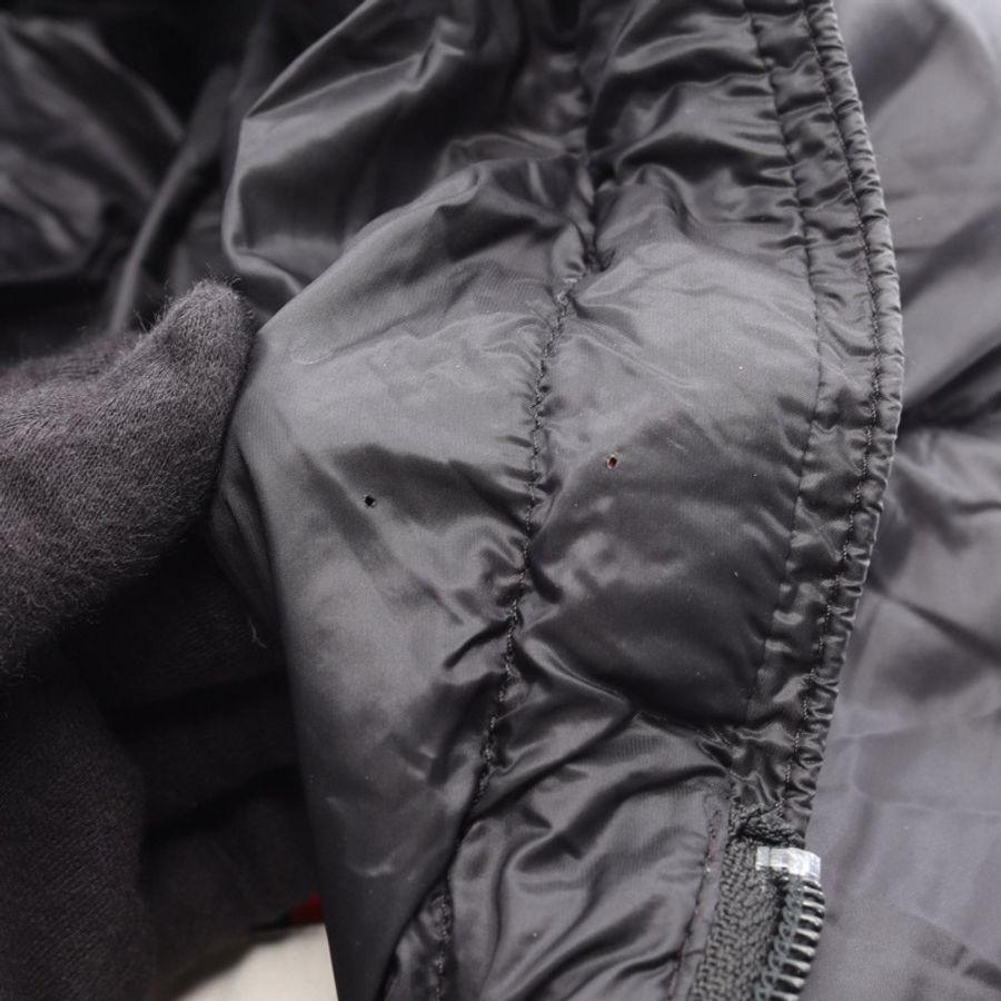 MONCLER VANOISE 帶帽羽絨背心 尼龍 黑色 #4 二手男款-4