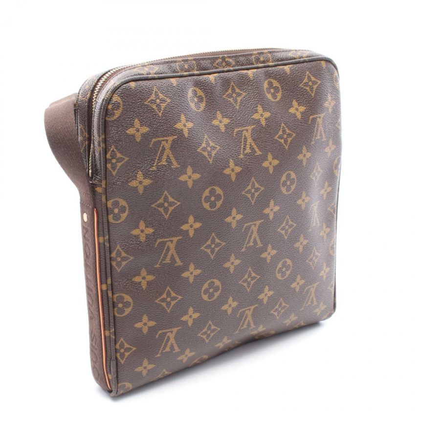 路易威登 Trotter Beaubourg 單肩斜背包 M97037 Monogram 皮革-1
