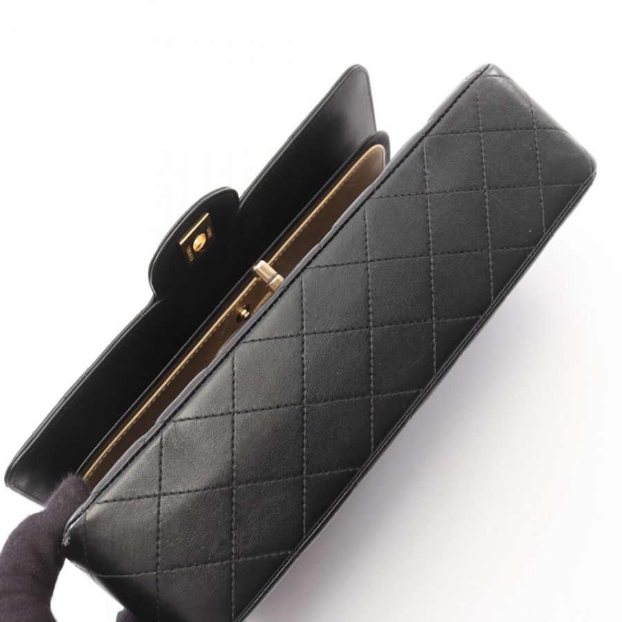 香奈兒 (CHANEL) 絎縫雙蓋 Icon Charm 鏈條肩背包 A01112 皮革 BK GHW-10