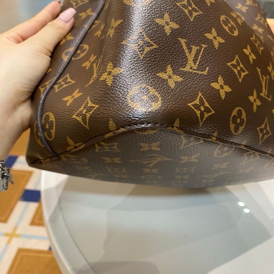 LV路易威登NÉONOÉ老花抽绳红水桶包25*26*17-20