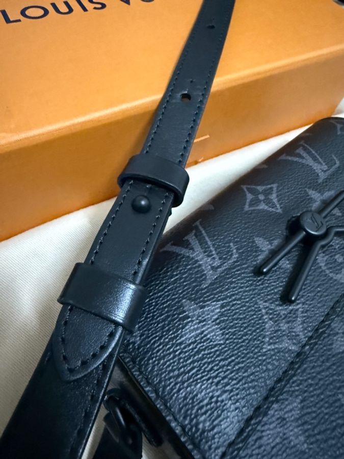 Lv 黑老花 Steamer M81783(臺灣專櫃購入)-2