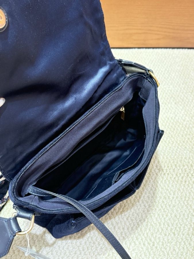 Chanel 藏藍色絲絨薩爾茲堡郵差包 稀有款 麻花編織肩帶 尺寸約21*27-8