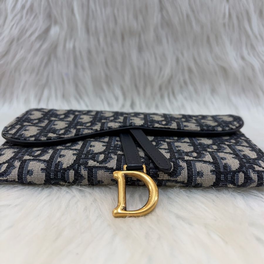 DIOR S5614 Saddle 藍緹花 金釦 woc 長夾-4
