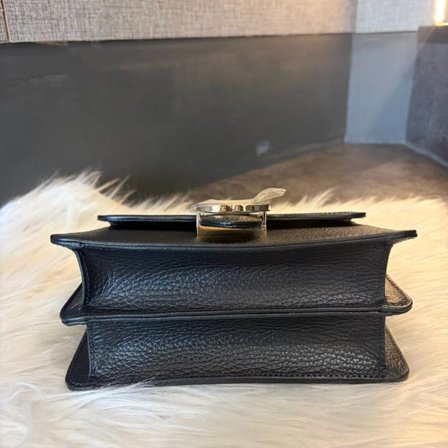 GUCCI黑色荔枝皮紋鏈帶包-3