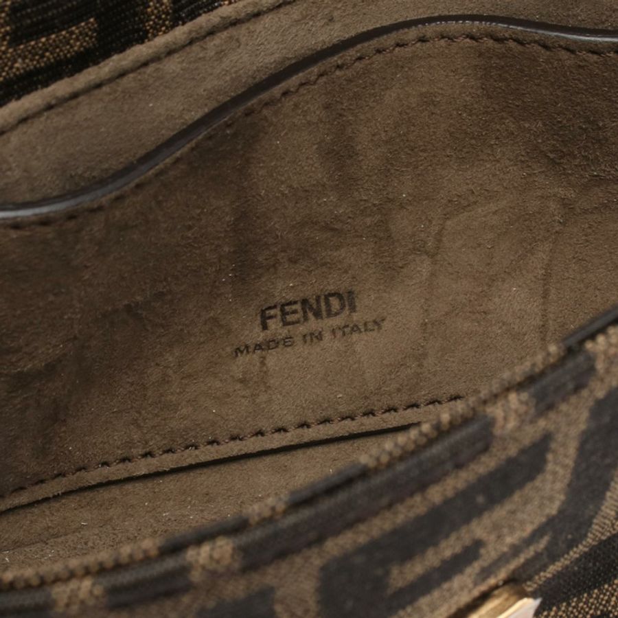 FENDI Baguette 智慧型手機包 ZUCCA 斜背包單肩包 7AS142AP9LF19TA-3