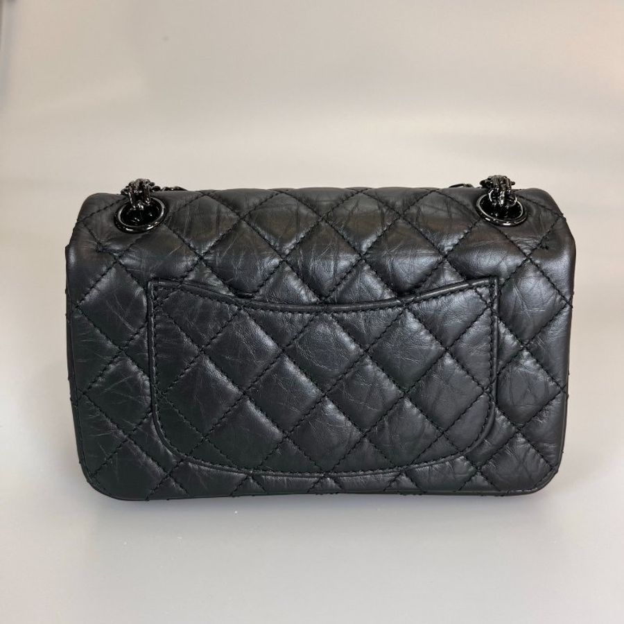 CHANEL 2.55 SO BLACK側肩包 晶片款-1