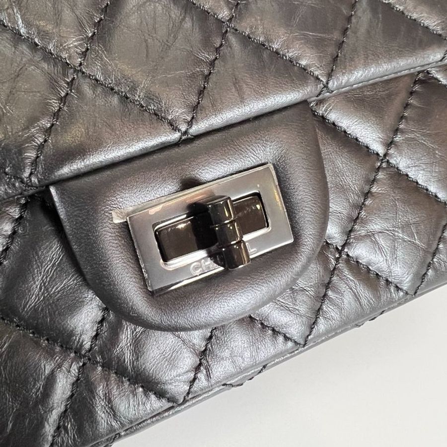 CHANEL 2.55 SO BLACK側肩包 晶片款-8