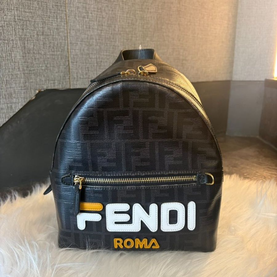 FENDI FF LOGO MINI後背包/黑-0