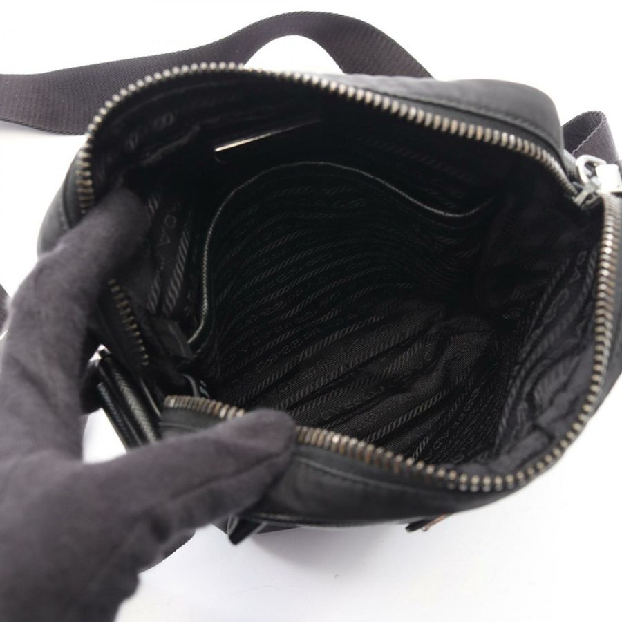 PRADA Re-Nylon 斜背單肩包 2VH112 Saffiano 皮革 黑色 二手 男女通用-2