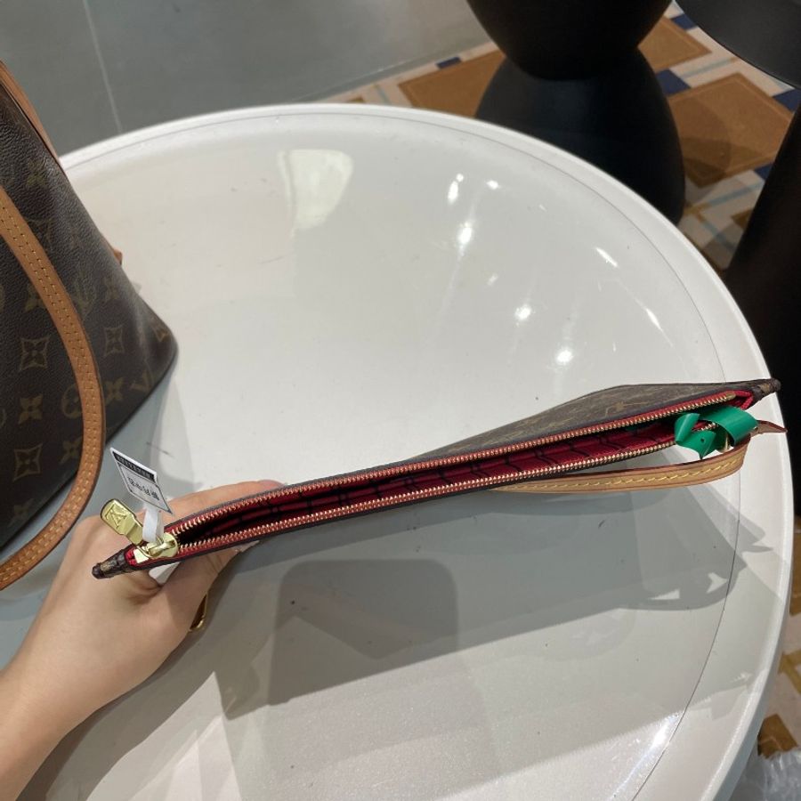 芯片款LV路易威登neverfull中号红色内里单肩购物袋手提包 31*28*16cm-13