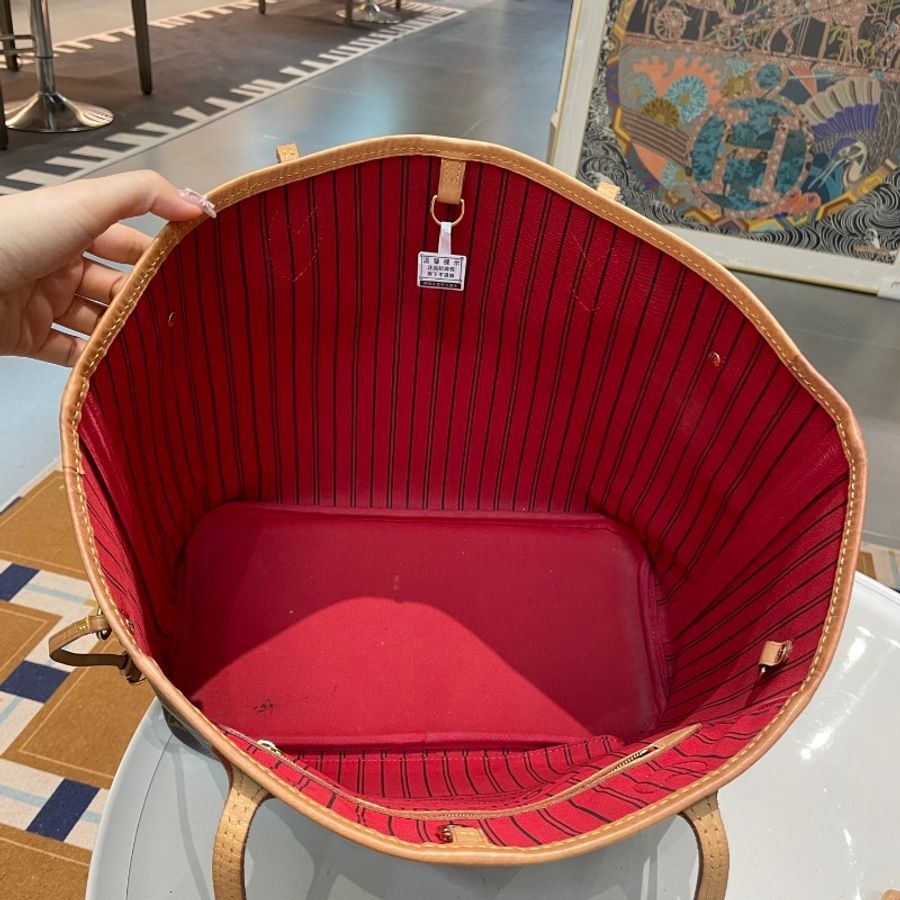 芯片款LV路易威登neverfull中号红色内里单肩购物袋手提包 31*28*16cm-24