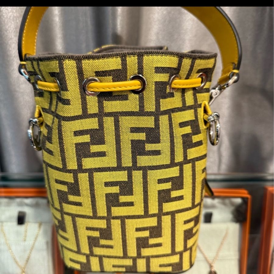 FENDI x FRGMT聯名Mon Tresor水桶包 *-3