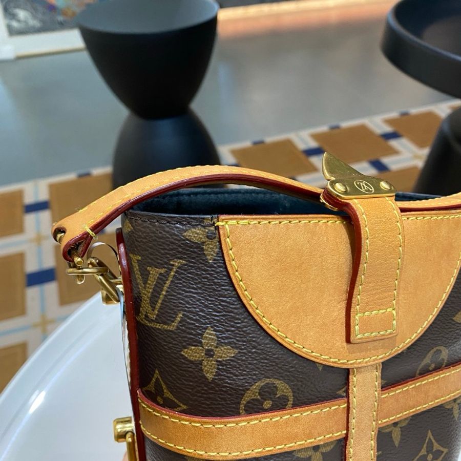 LV路易威登大薯条Duffle老花单肩斜挎包14*22*14-24