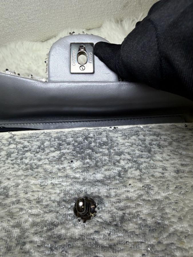 Chanel/ 漸層亮片流蘇 East West Flap-14