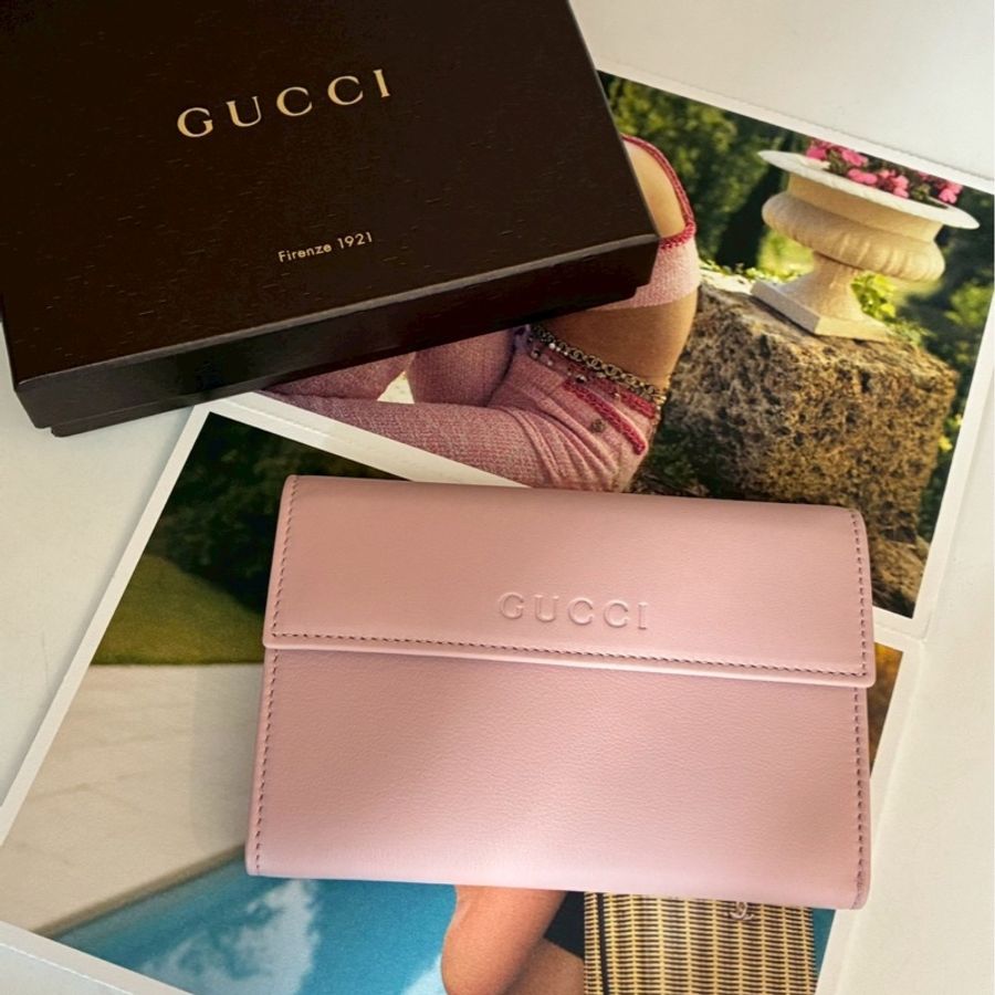 Gucci 粉皮革三折中夾🎀-0