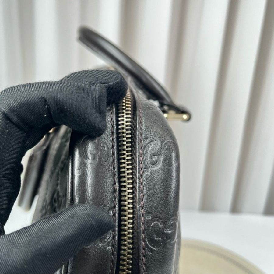 GUCCI 全皮老花壓紋手提包公文包電腦包-17
