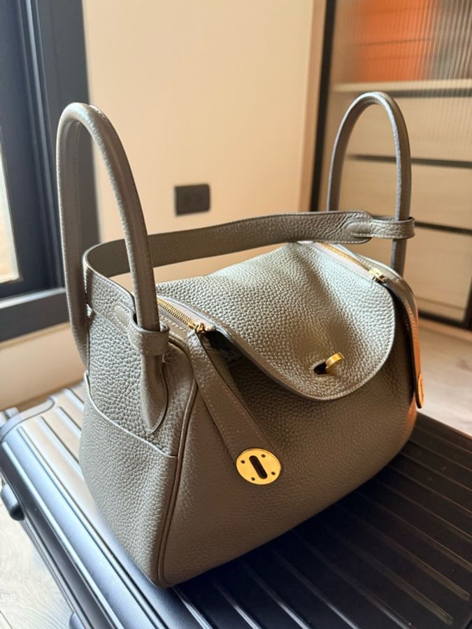 Hermès Lindy 26 8F Etain 錫器灰 Y刻 (甜甜價🫶🏿)-3