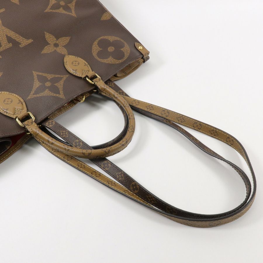 LOUIS VUITTON Monogram Giant Reverse On The Go GM手挽肩背兩用袋-7