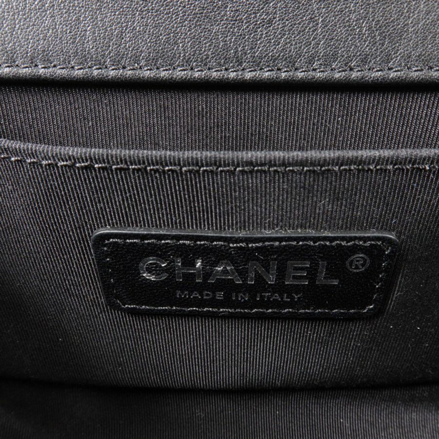 CHANEL 牛皮皮革Boy 20鏈帶肩背袋-5
