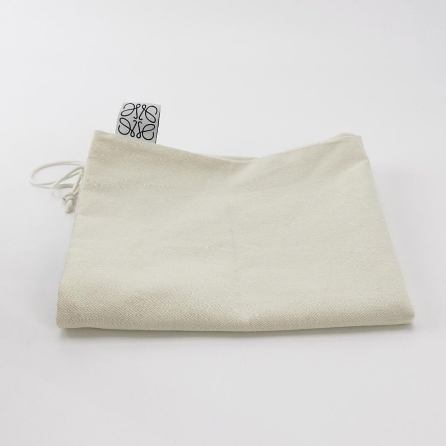 Loewe Cushion小號牛皮帆布拼色Anagram壓紋貼片單肩包-8