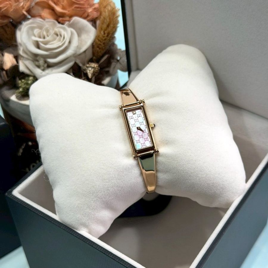 GUCCI 1500系列女士手鐲式時尚腕錶-2