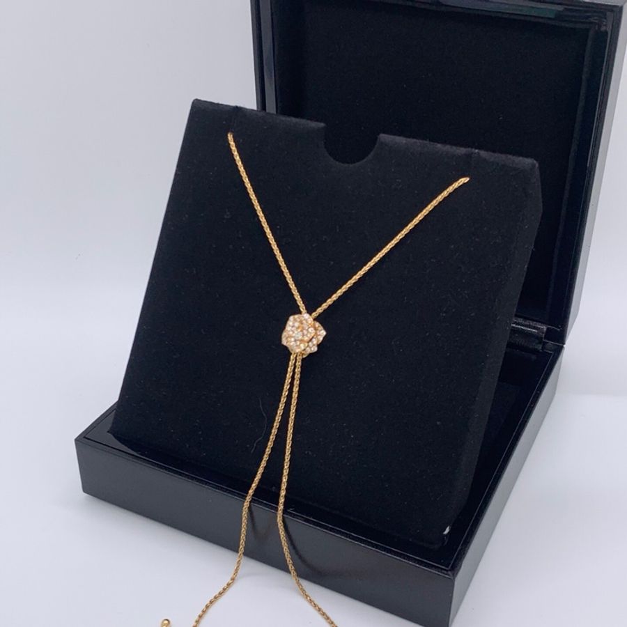 PIAGET 伯爵ROSE系列玫瑰金鑽石項鍊 滿鑽立體玫瑰造型-0
