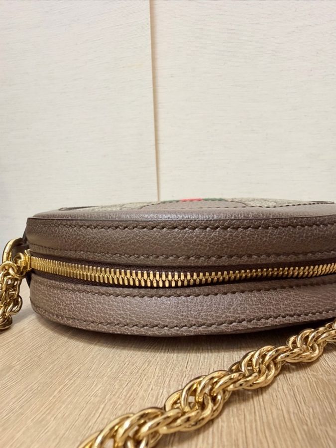 Gucci PVC圓餅包-11