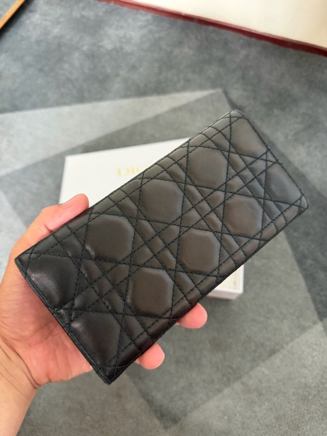 Dior 籐格紋羊皮掀蓋長夾-1