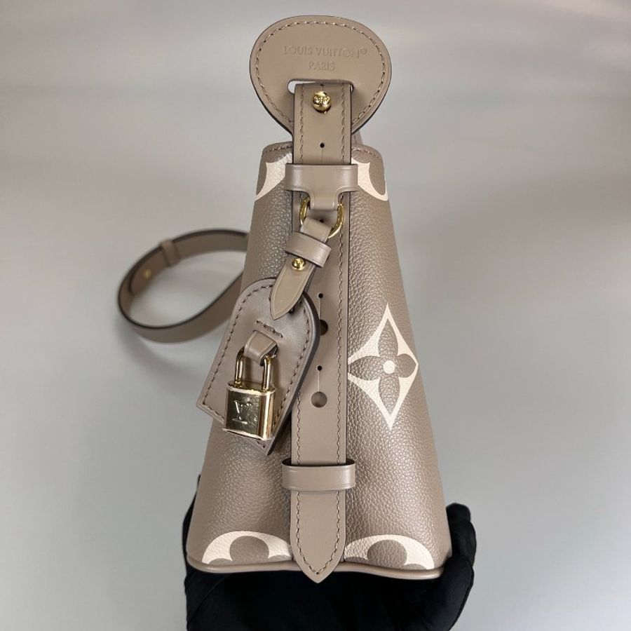 LV M13045/晶片款 斑鳩灰ALLIN BB 水桶包-4