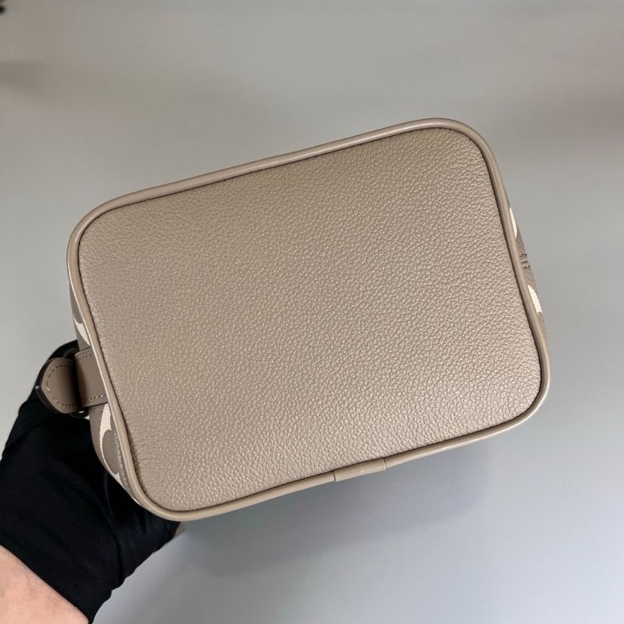 LV M13045/晶片款 斑鳩灰ALLIN BB 水桶包-5